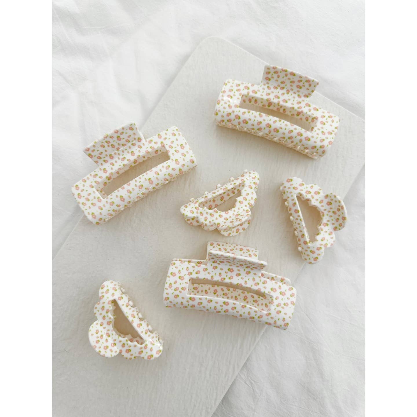 Flower Print Hair Claws