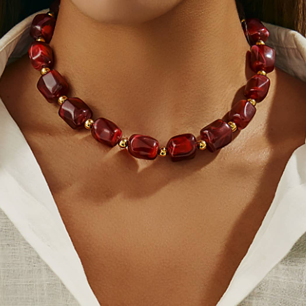 LUXURIOUS RESIN ACRYLIC LINK NECKLACE